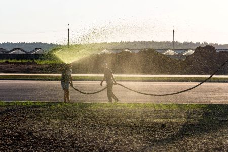 Hydroseeding vs sod which is better for hudson valley lawns
