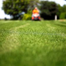 How Hudson Valley Homeowners Can Choose the Right Lawn Maintenance Plan
